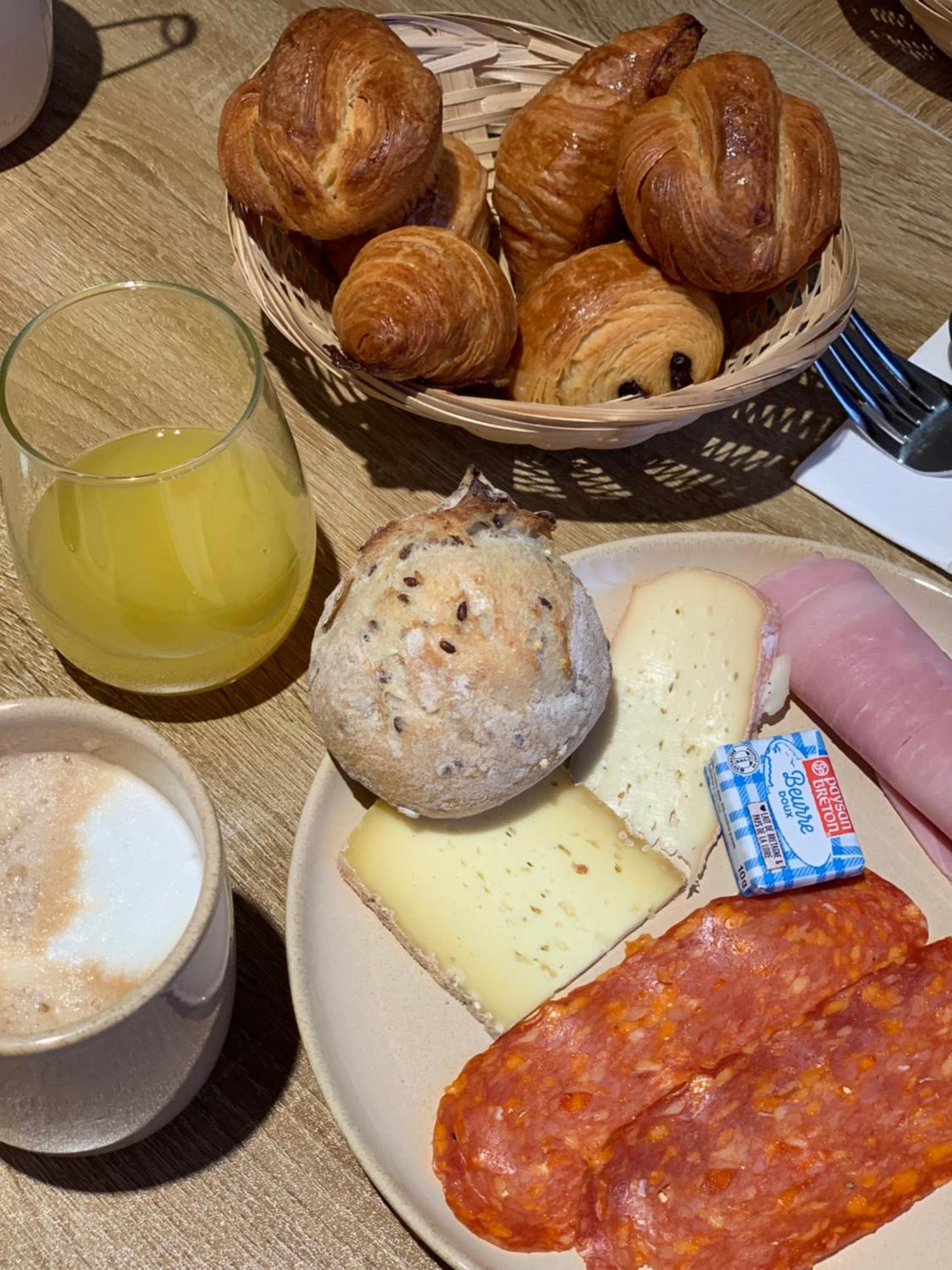 Hotel Breizh Du Golfe Arzon Zewnętrze zdjęcie